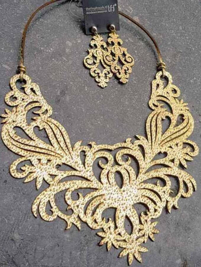 Ketting van kurk in goudkleur
