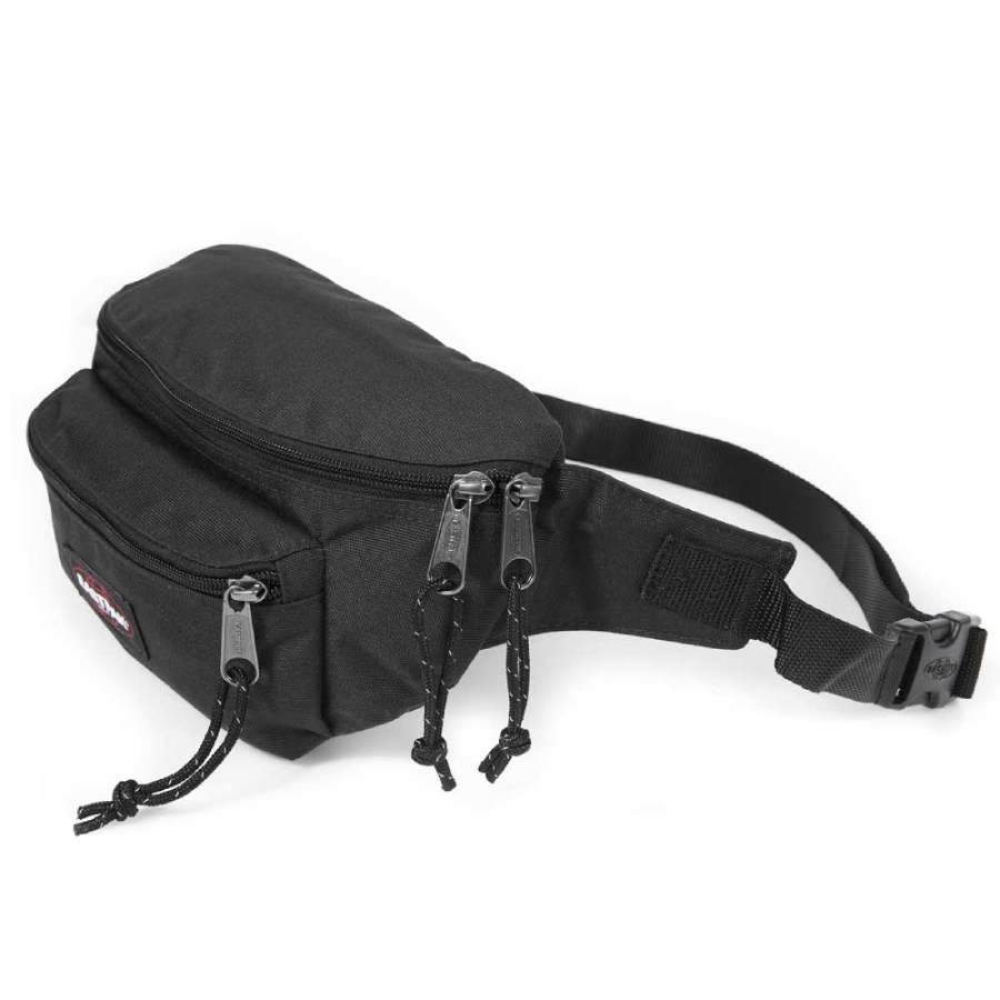 Eastpak Doggy Bag heuptas Black bovenkant