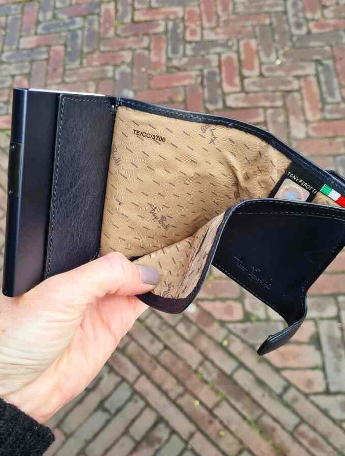 Tony Perotti Cardholder met muntgeldvak in blauw binnenkant