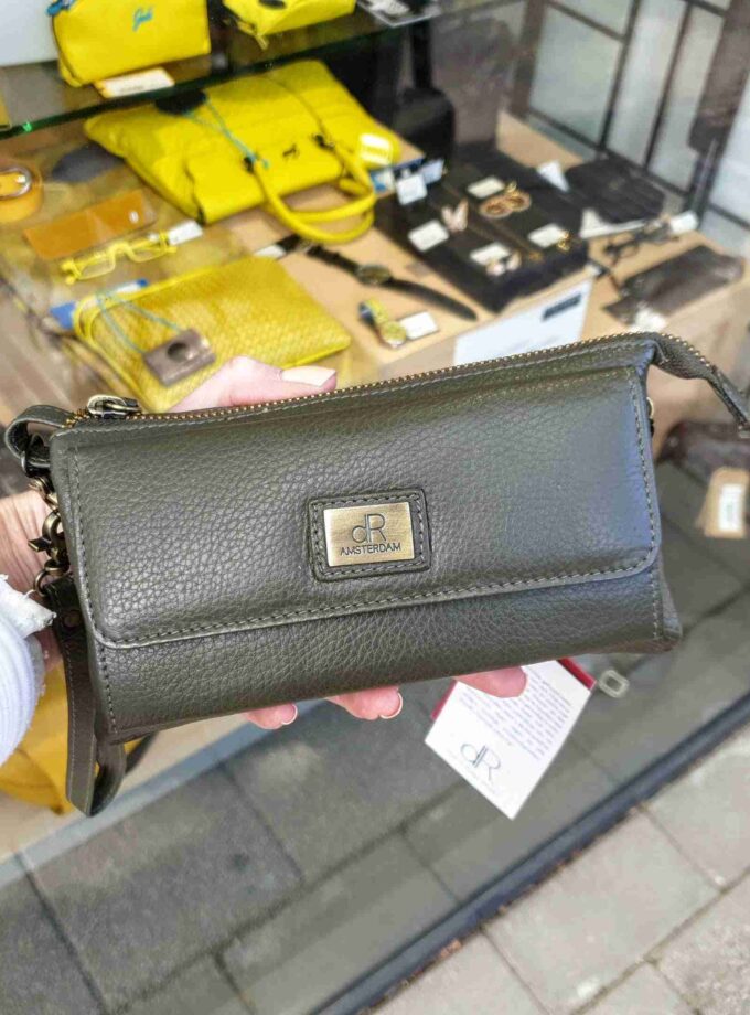 Groene Clutch klein festivaltasje veel vakjes