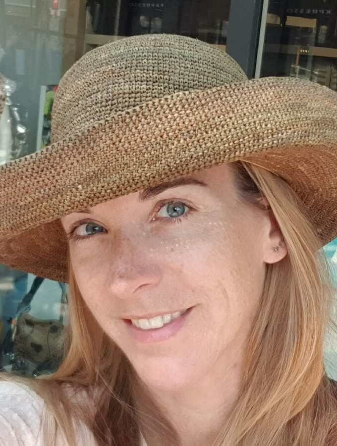 hoedje zomer stro bruin