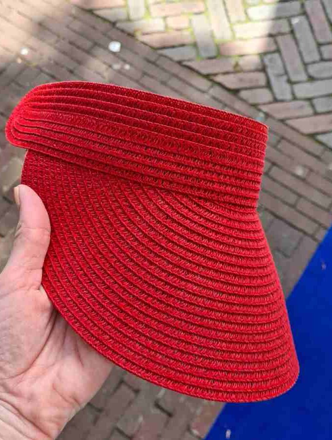 Rode Zonneklep elastiek
