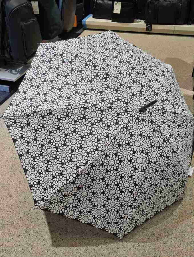 Van kleur veranderende golfparaplu