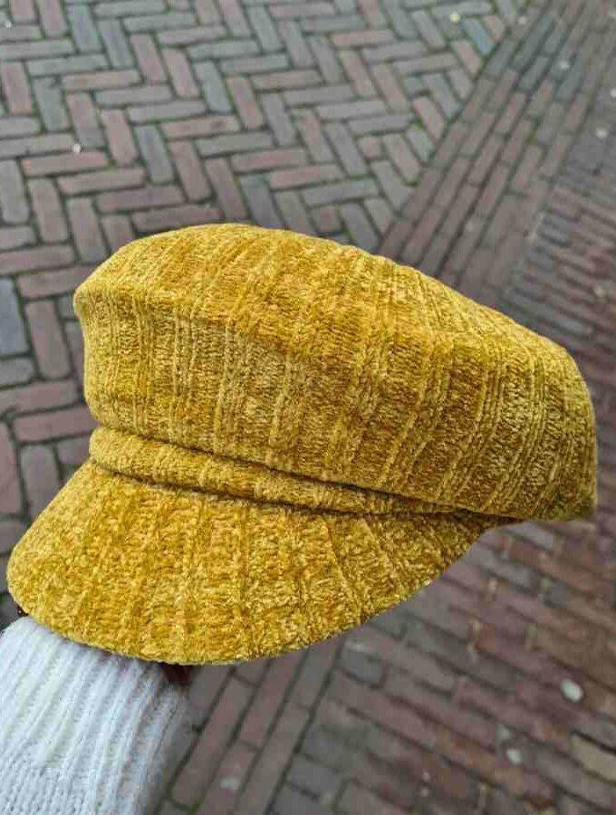 Okergeel petje dames met klep strepen