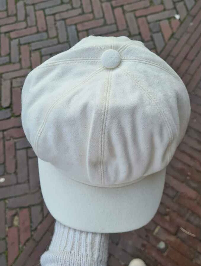 Witte pet dames wol met elastiek