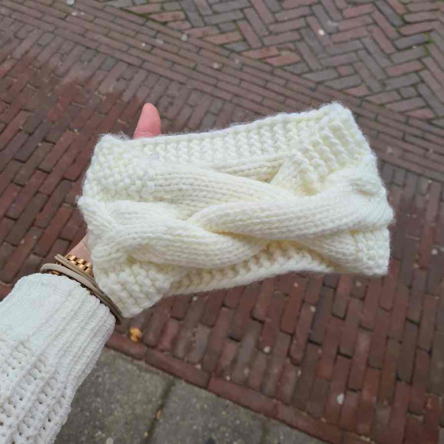 Hoofdband dames winter gevlochten wit
