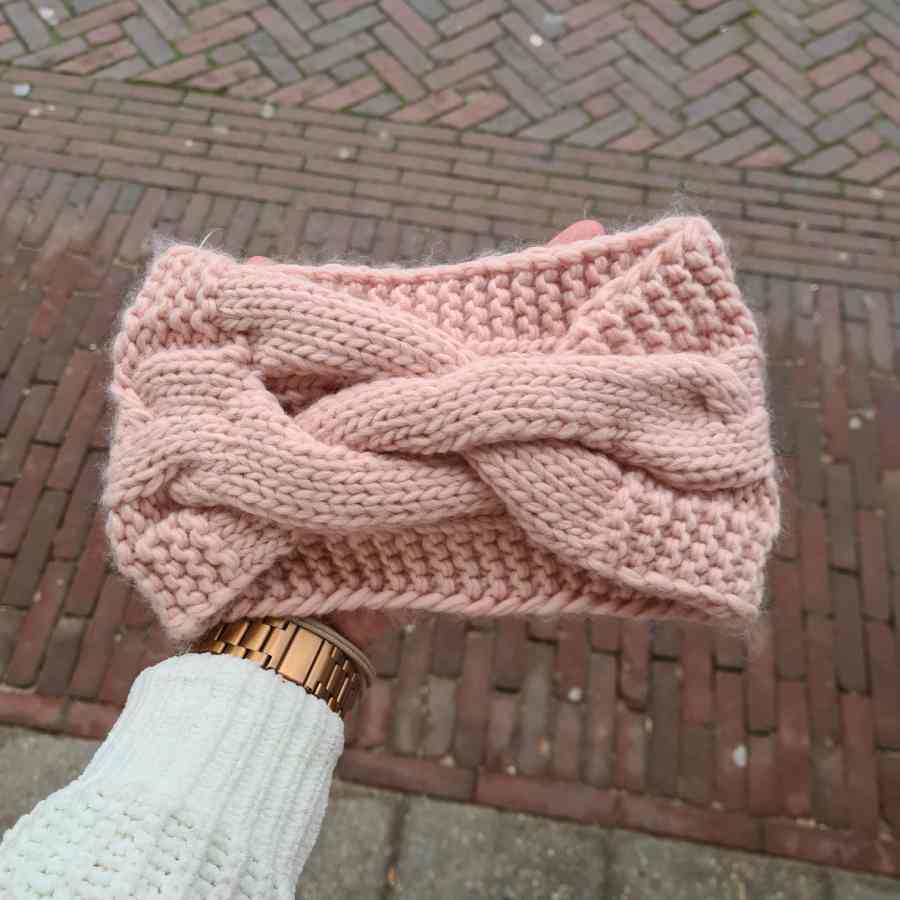 Hoofdband dames winter gevlochten roze