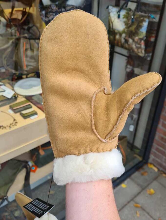 Wanten dames wol camel met rand warm