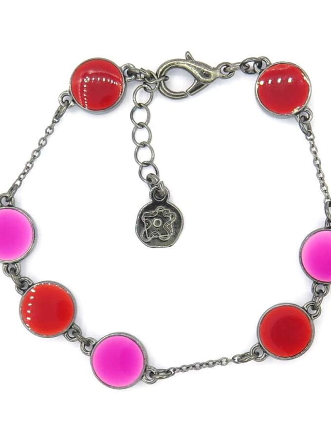 Armband roze en rode cirkels