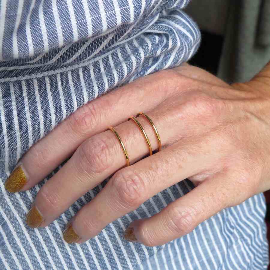 Gouden ring strepen open