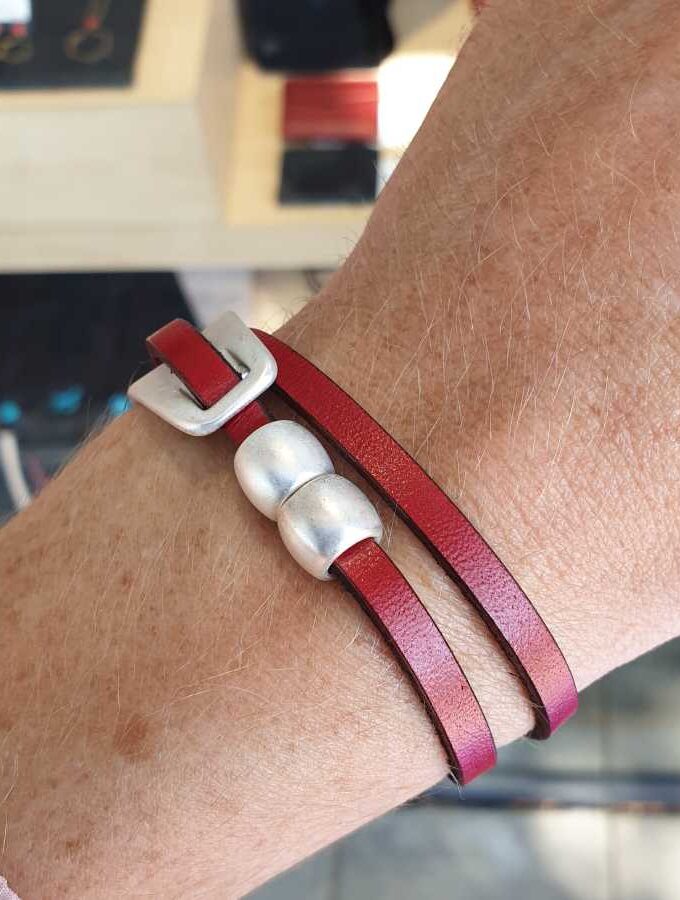 Armband magneet rood en zilver