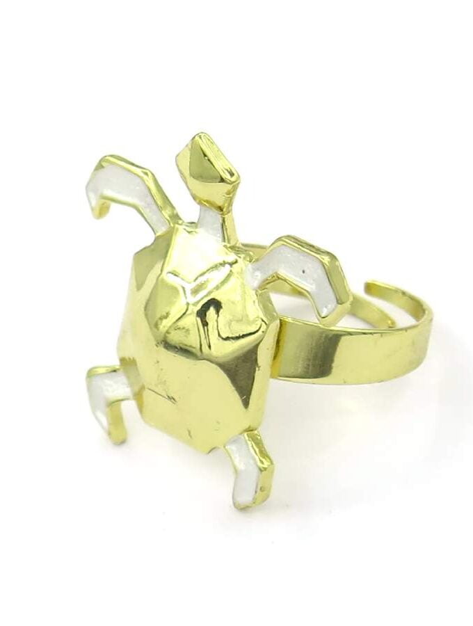 Ring goudkleurig schildpad witte poten