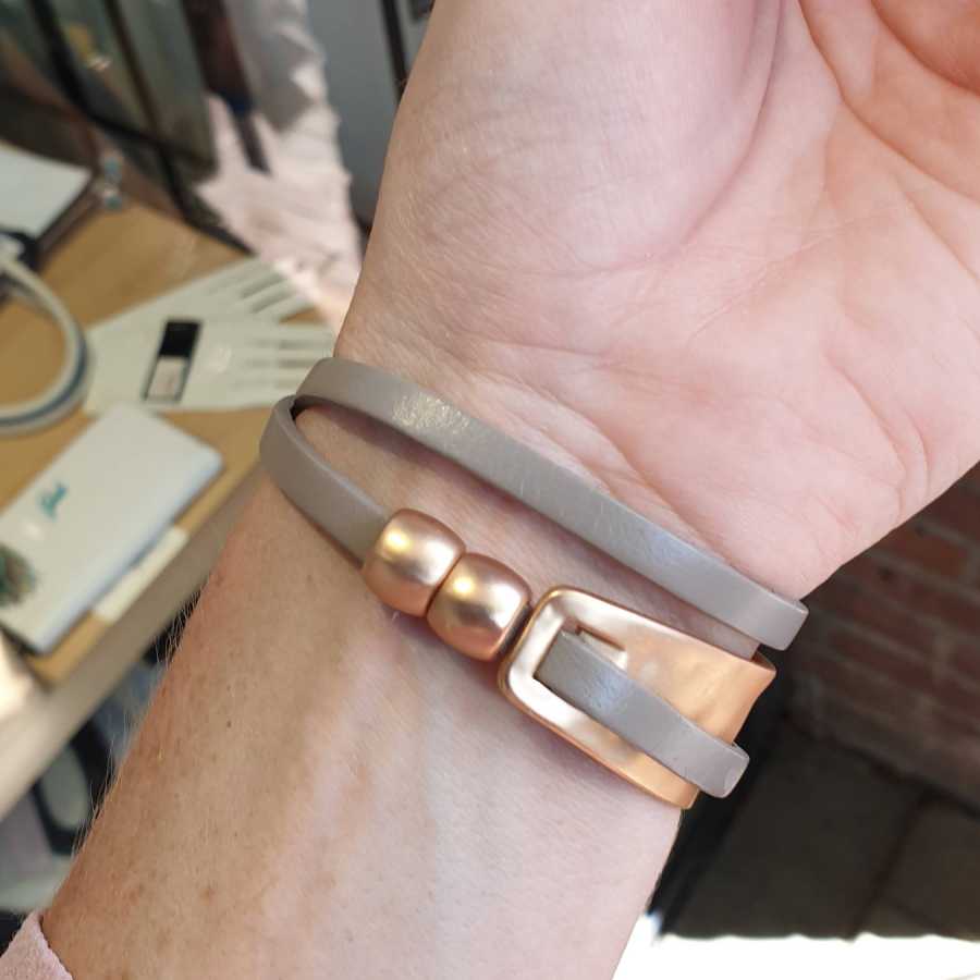 Armband dubbel taupe en rosé