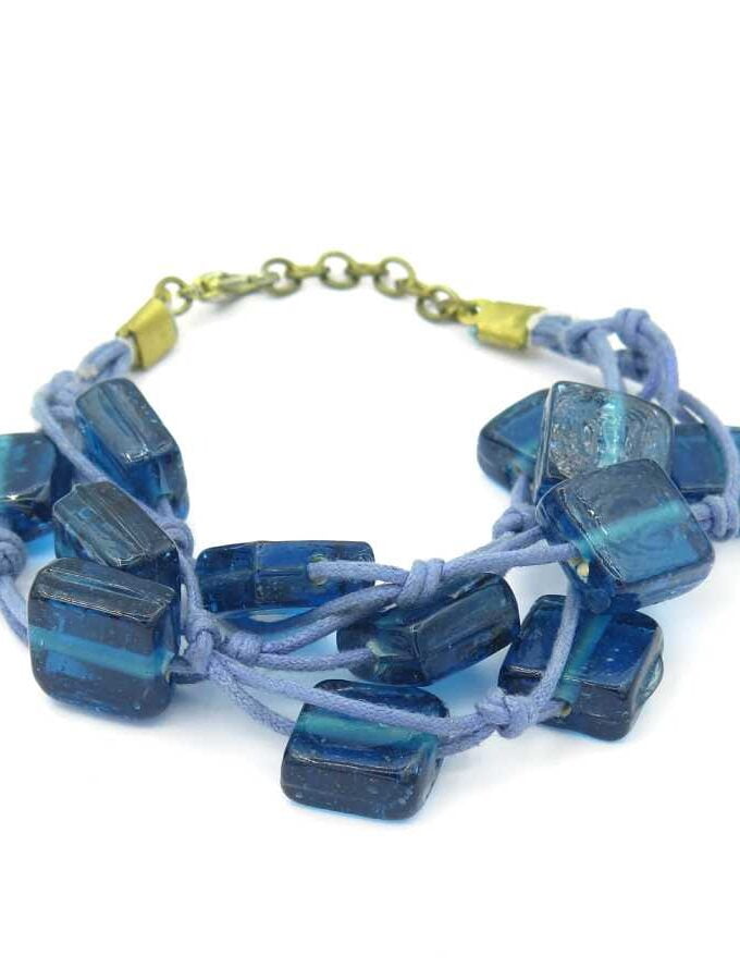 Armband glazen vierkante kralen blauw