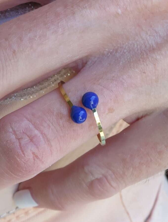 Ring Stainless steel goudkleur blauw bolletje