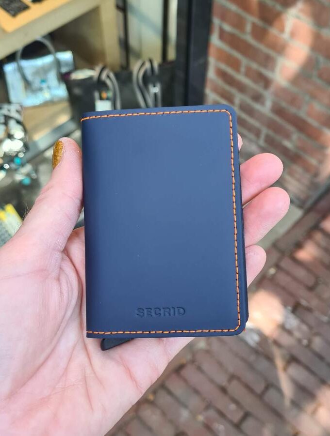 Secrid Slimwallet matte nightblue orange