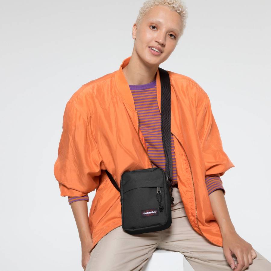 Eastpak The One schoudertasje zwart