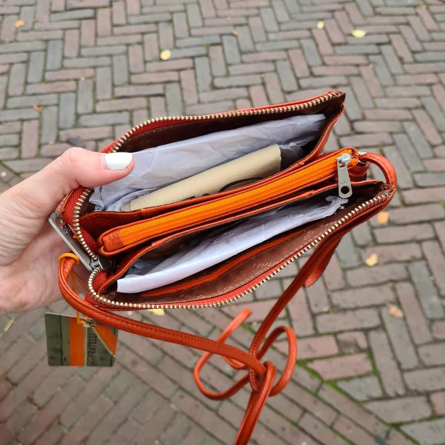 Oranje leren clutch Gigi Fratelli