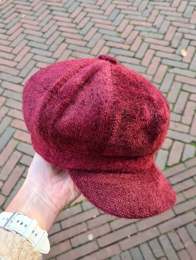 Bordeaux rood petje dames met klep