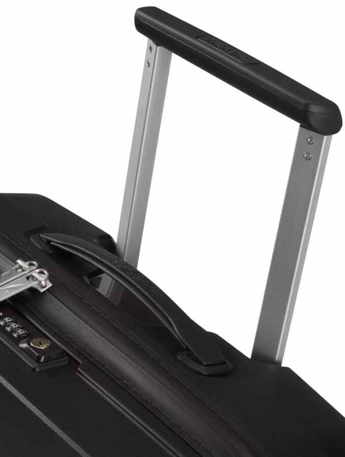 American Tourister Airconic Spinner 77 TSA Onyx Black