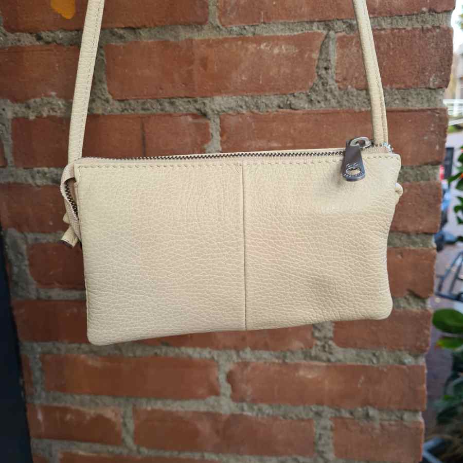 Beige clutch echt leer met handige vakken