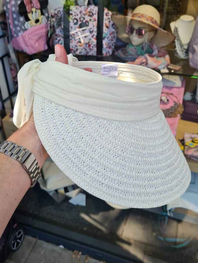 Grote zonneklep met strik in creme