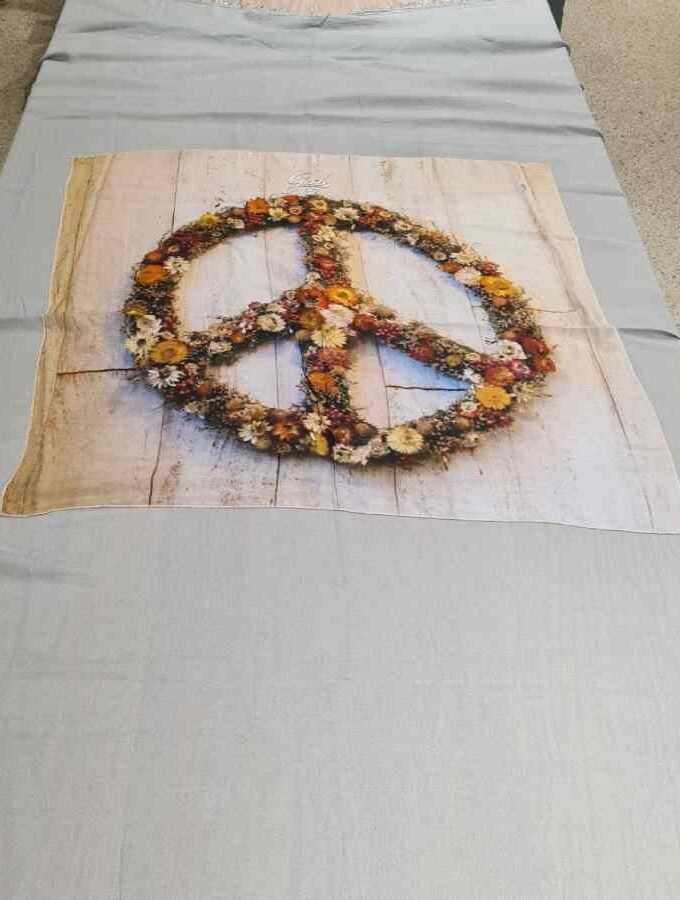 Gabs sjaal grijs met Peace-teken micromodal