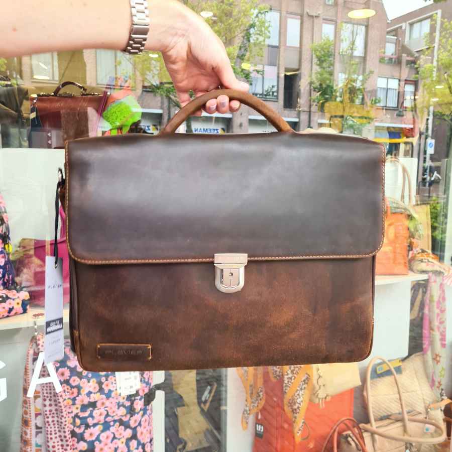 Leren Plevier werktas 15.6 inch laptop met klep in bruin