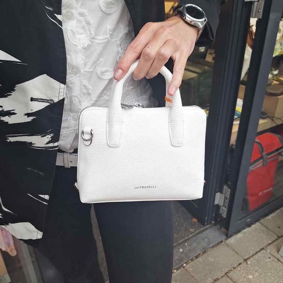 Wit leren handtas met lange band Gigi Fratelli