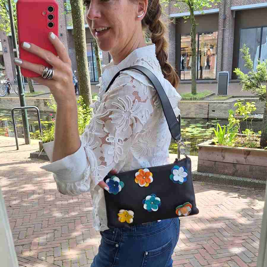 kalfsleer tasje zwart leer bloemen