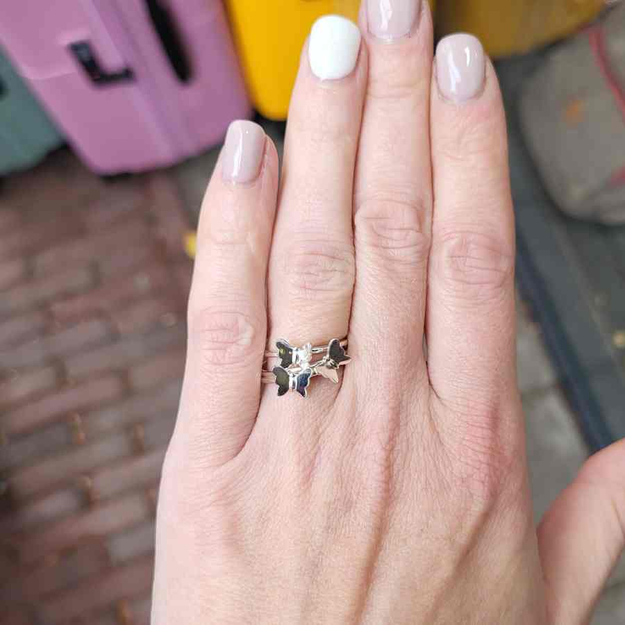 Drie losse ringen echt zilver met kleine vlinders