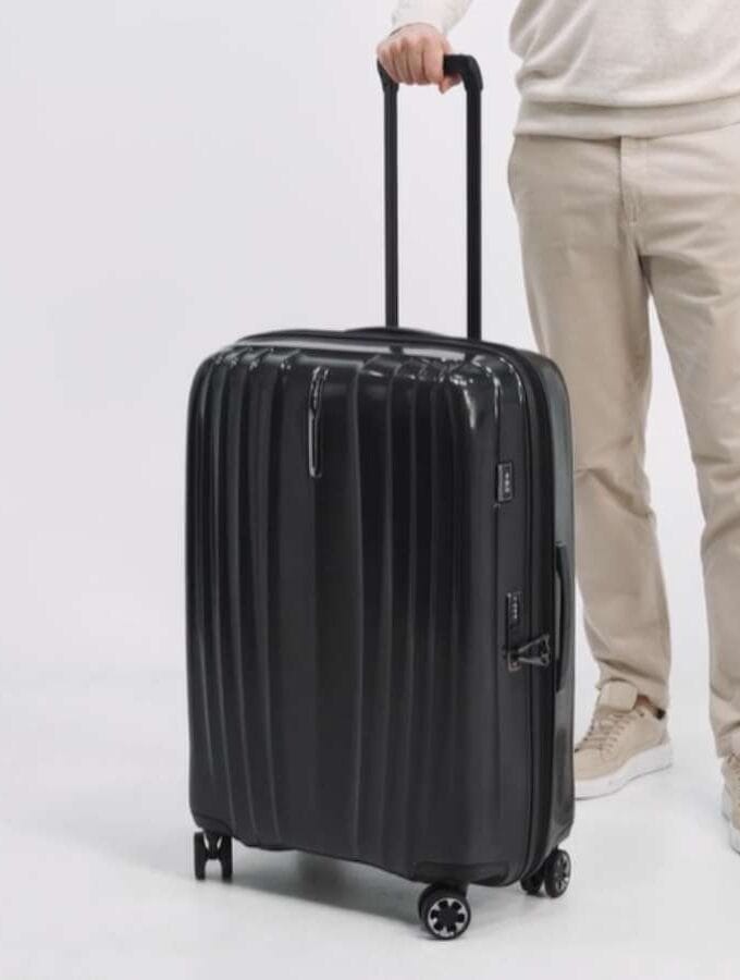 Samsonite Nexis 76cm expandable koffer Onyx Black